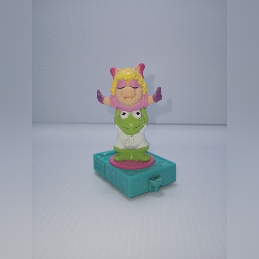 1994 McDonald's Muppet Babies Kermit & Miss Piggy. Vintage